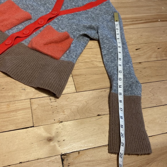 COS wool colorblock cardigan - Picture 6 of 9